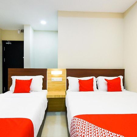 Oyo 1023 La Mirina Boutique Inn Zewnętrze zdjęcie