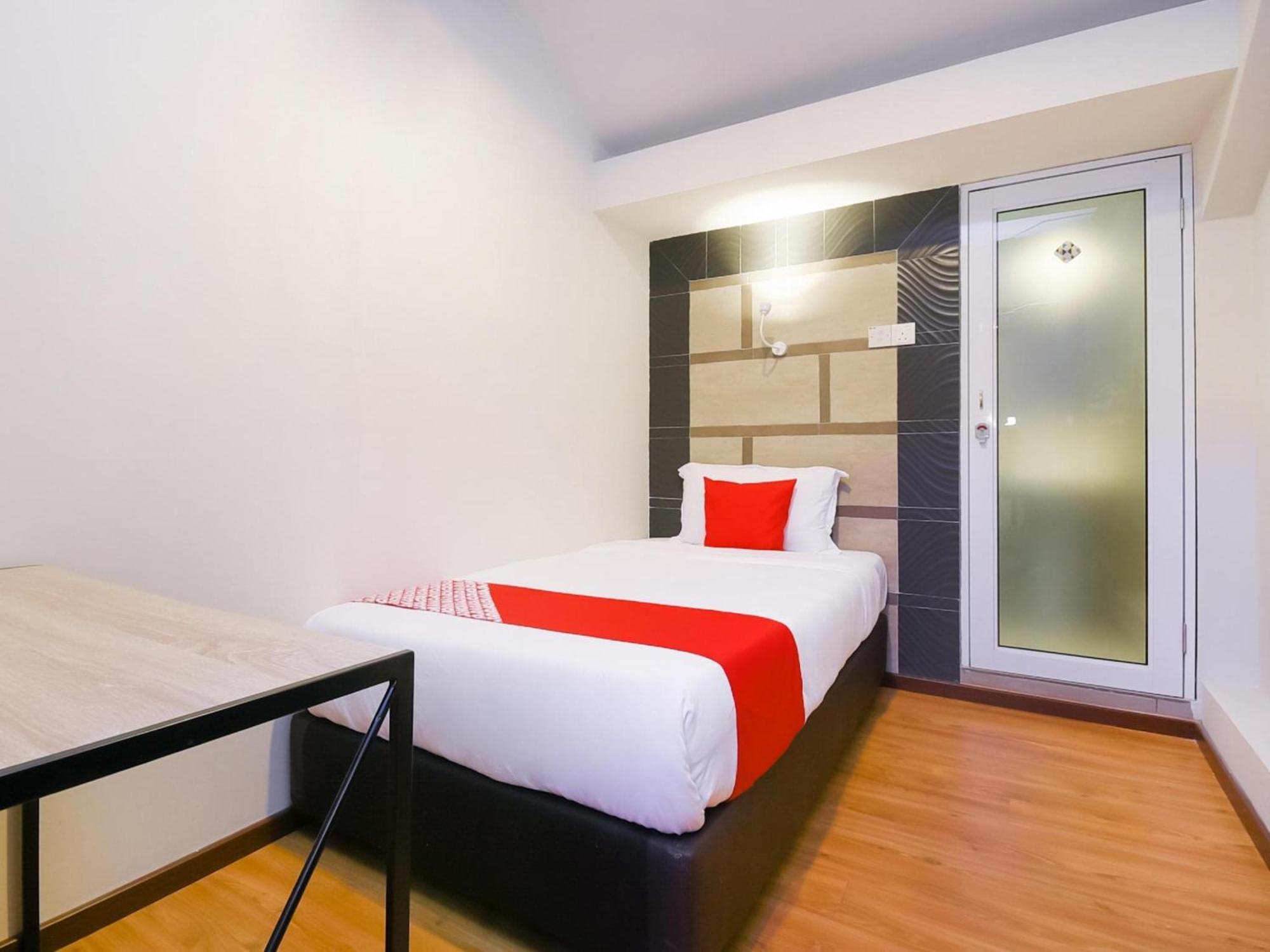 Oyo 1023 La Mirina Boutique Inn Zewnętrze zdjęcie