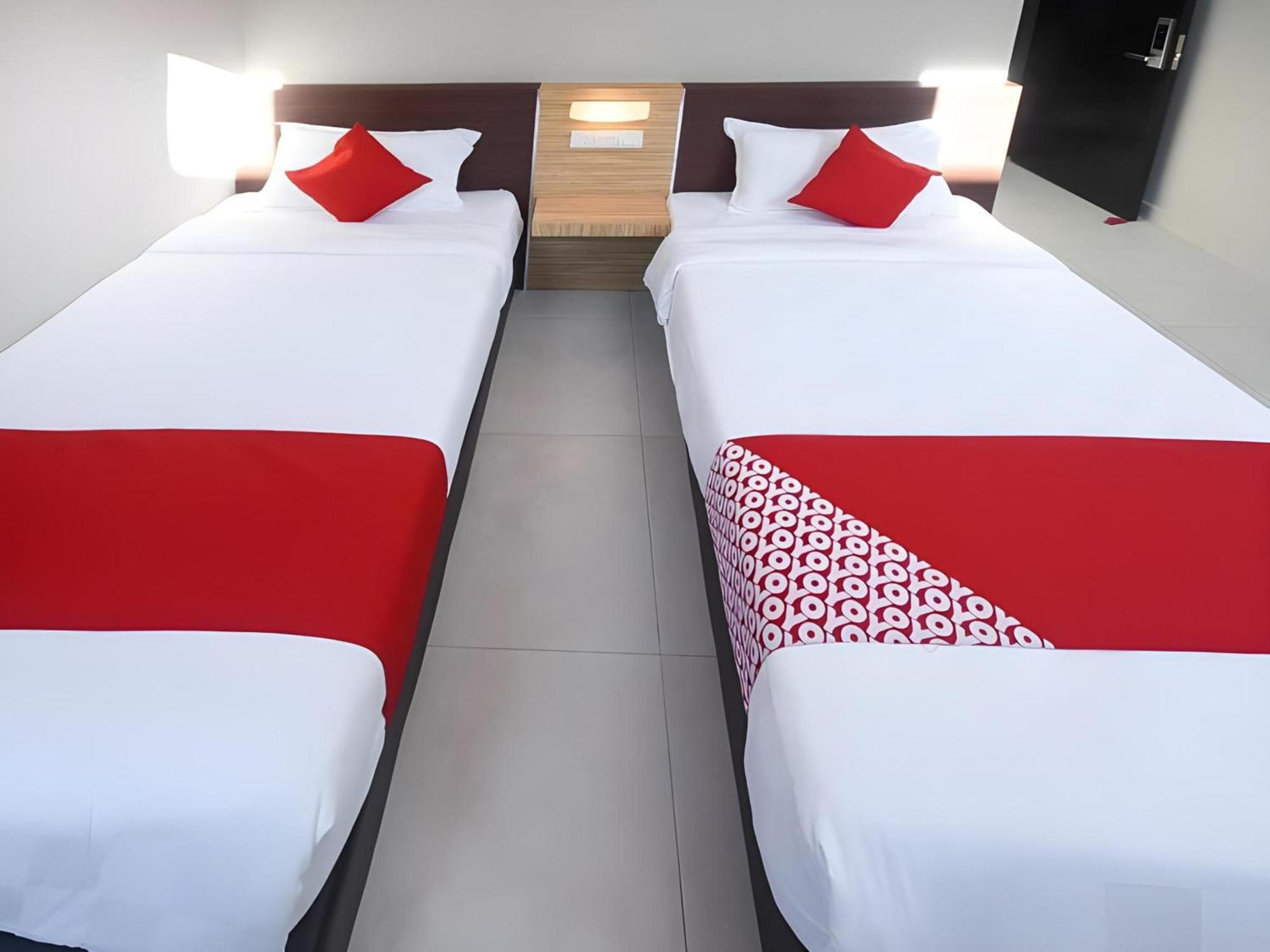 Oyo 1023 La Mirina Boutique Inn Zewnętrze zdjęcie