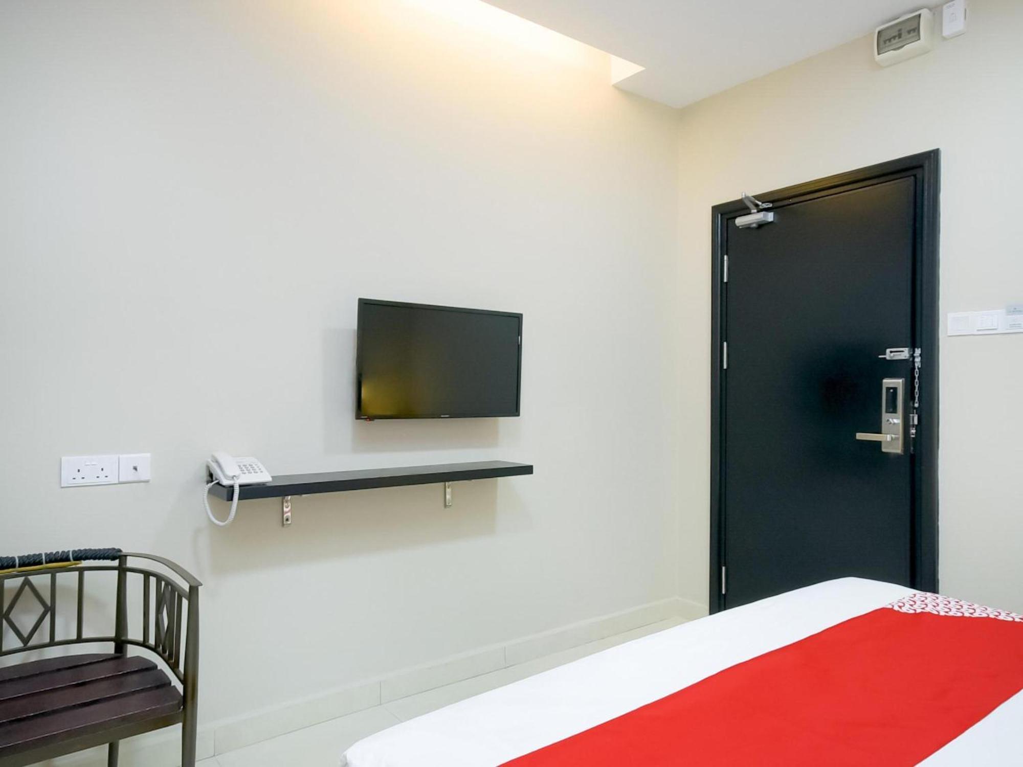 Oyo 1023 La Mirina Boutique Inn Zewnętrze zdjęcie