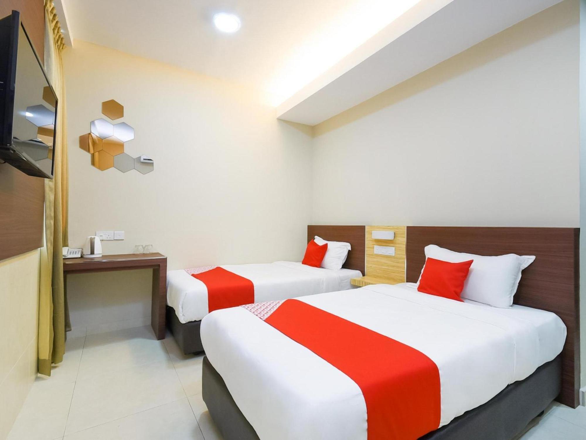 Oyo 1023 La Mirina Boutique Inn Zewnętrze zdjęcie